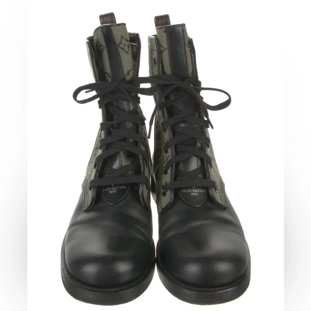 COA Louis Vuitton RARE monogram canvas and leather combat boots size 41 - Picture 4 of 6